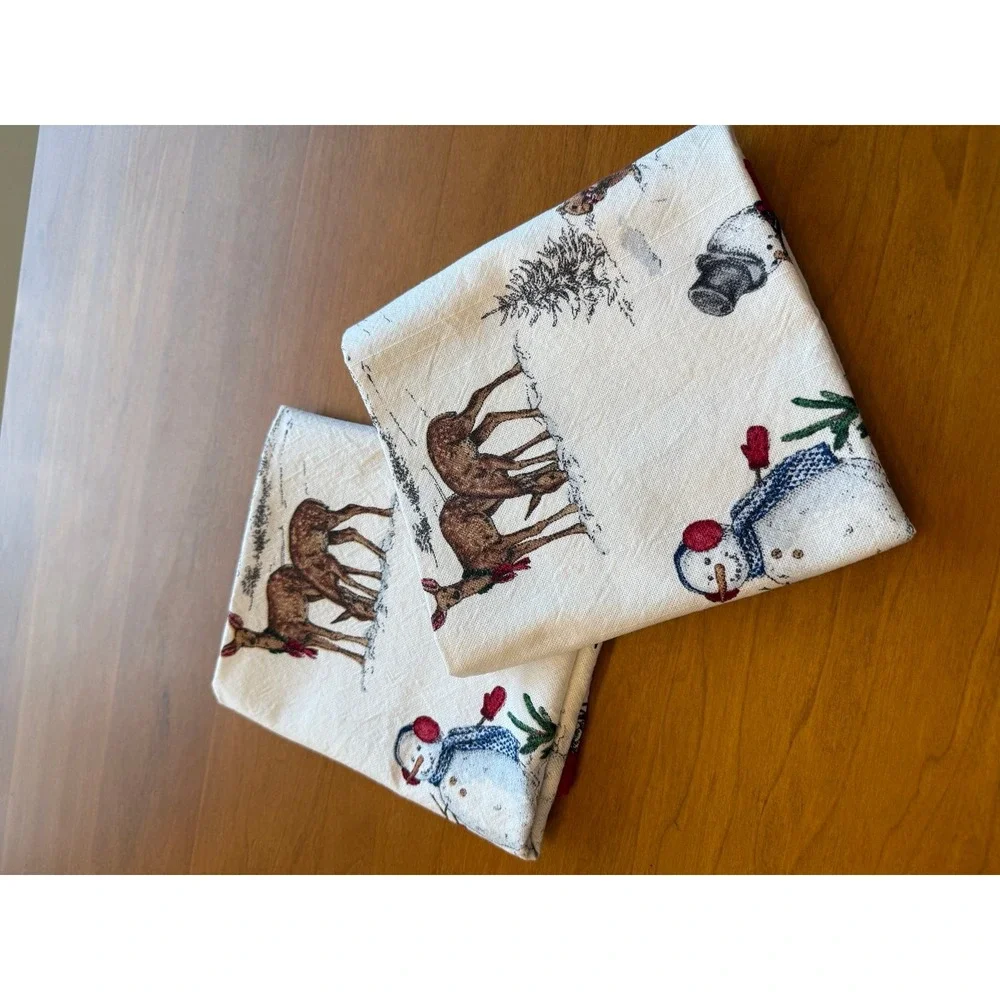 Williams Sonoma Christmas tea towels. Set of 2